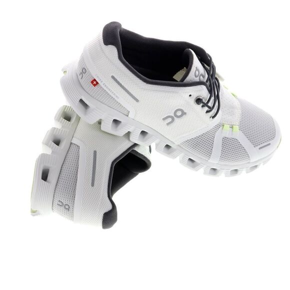 On
Cloud X Sneakers - Picture 9 of 11